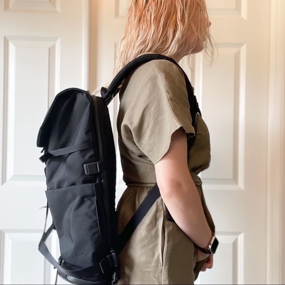 Boundary Supply Errant Pack + cover black.